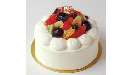 苺の生クリーム(フルーツ飾)